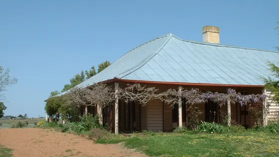Cooma Cottage
