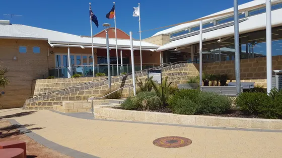 Mirrabooka Library