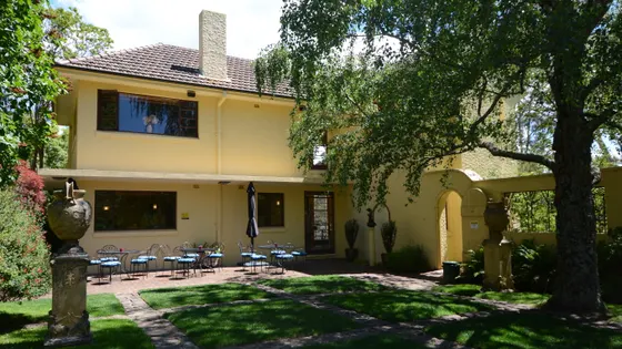 Everglades House & Gardens