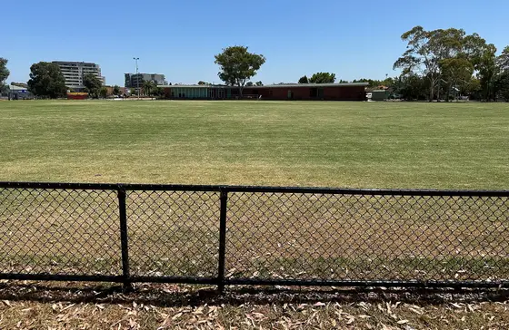 Near Fleming Park playground, Brunswick East