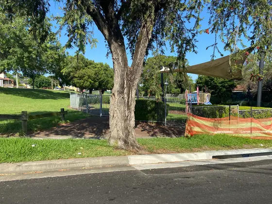 Near Scott Reserve, Roselands
