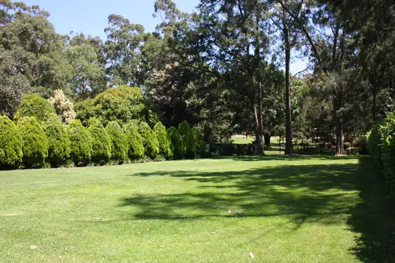 Near Pembroke Street Park, Epping