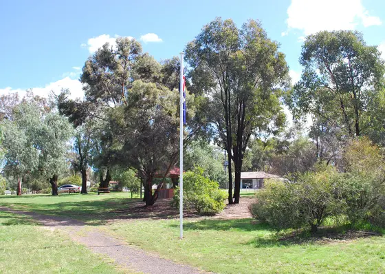 Near Axedale Playspace, Axedale