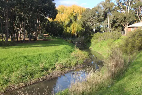 Near Martin Reserve playground, Hadfield