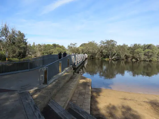 Near Kent Street Weir Park playground, Wilson