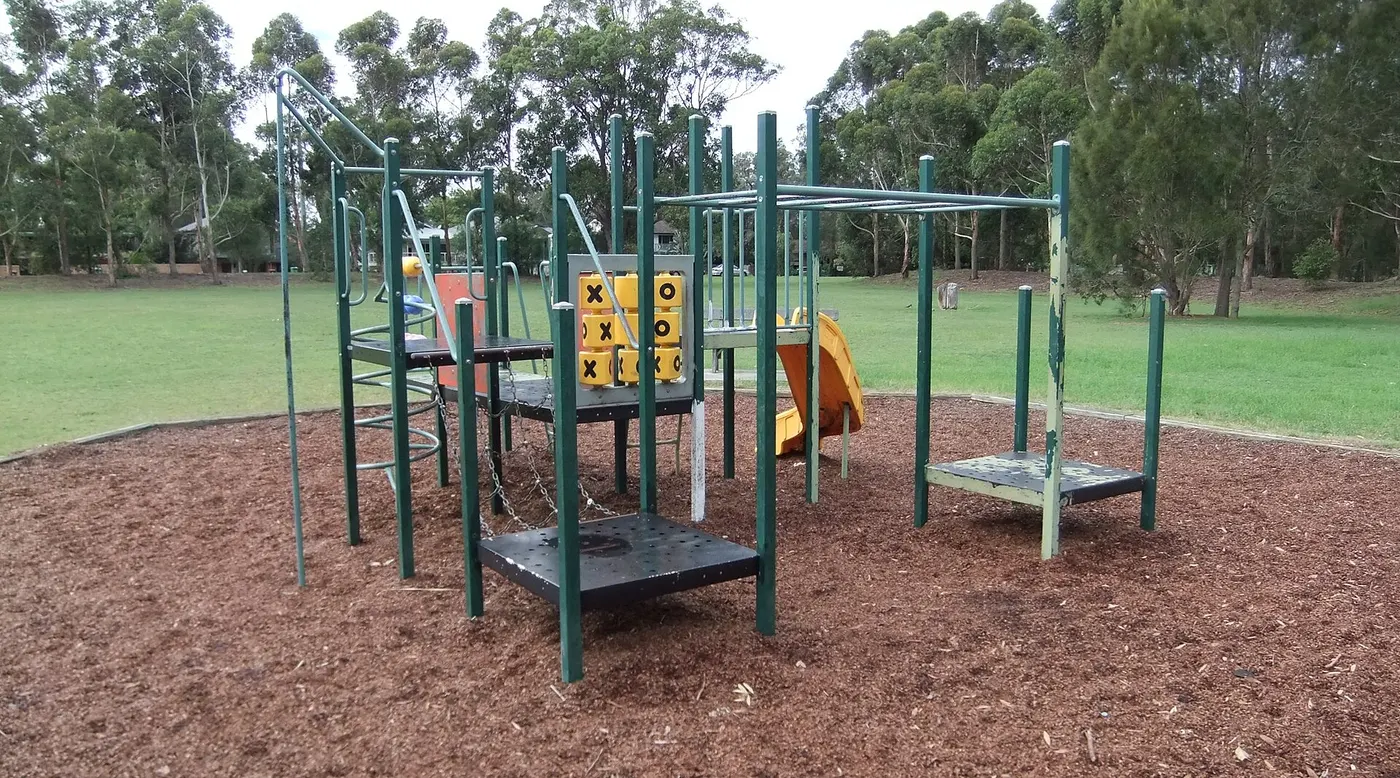 Edgewater Park playground, Buff Point