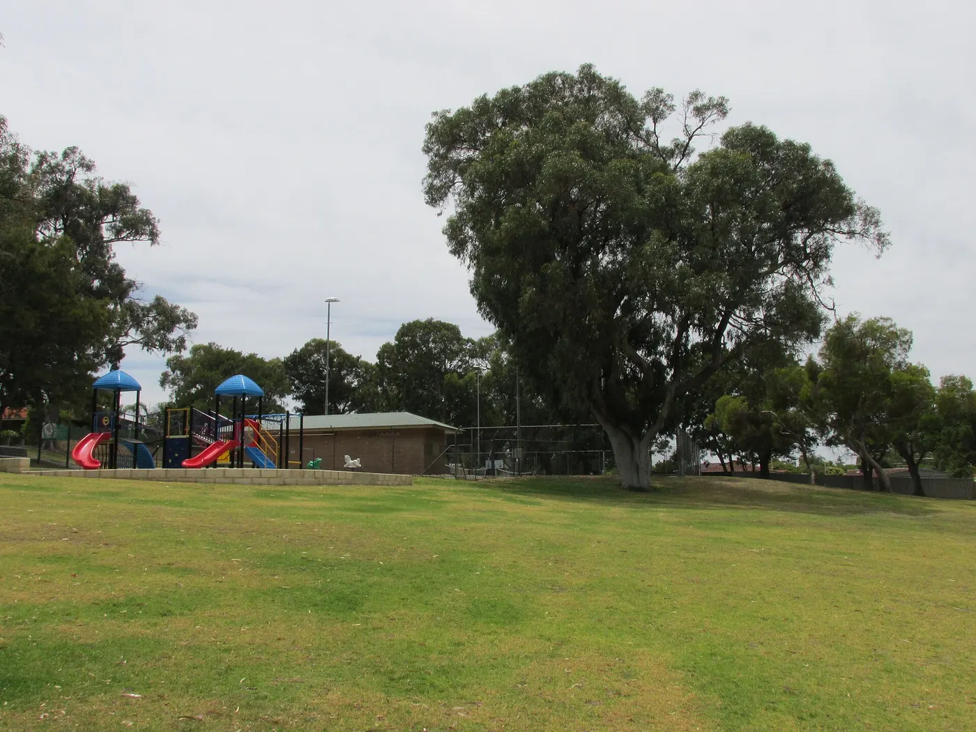 Camberwarra Park playground, Craigie