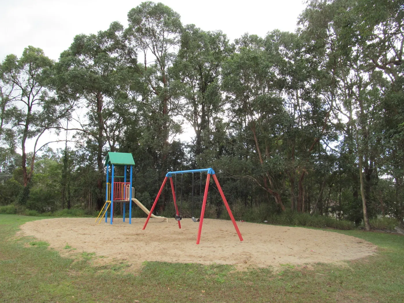 Settlers Park (Woodridge) playground, Woodridge