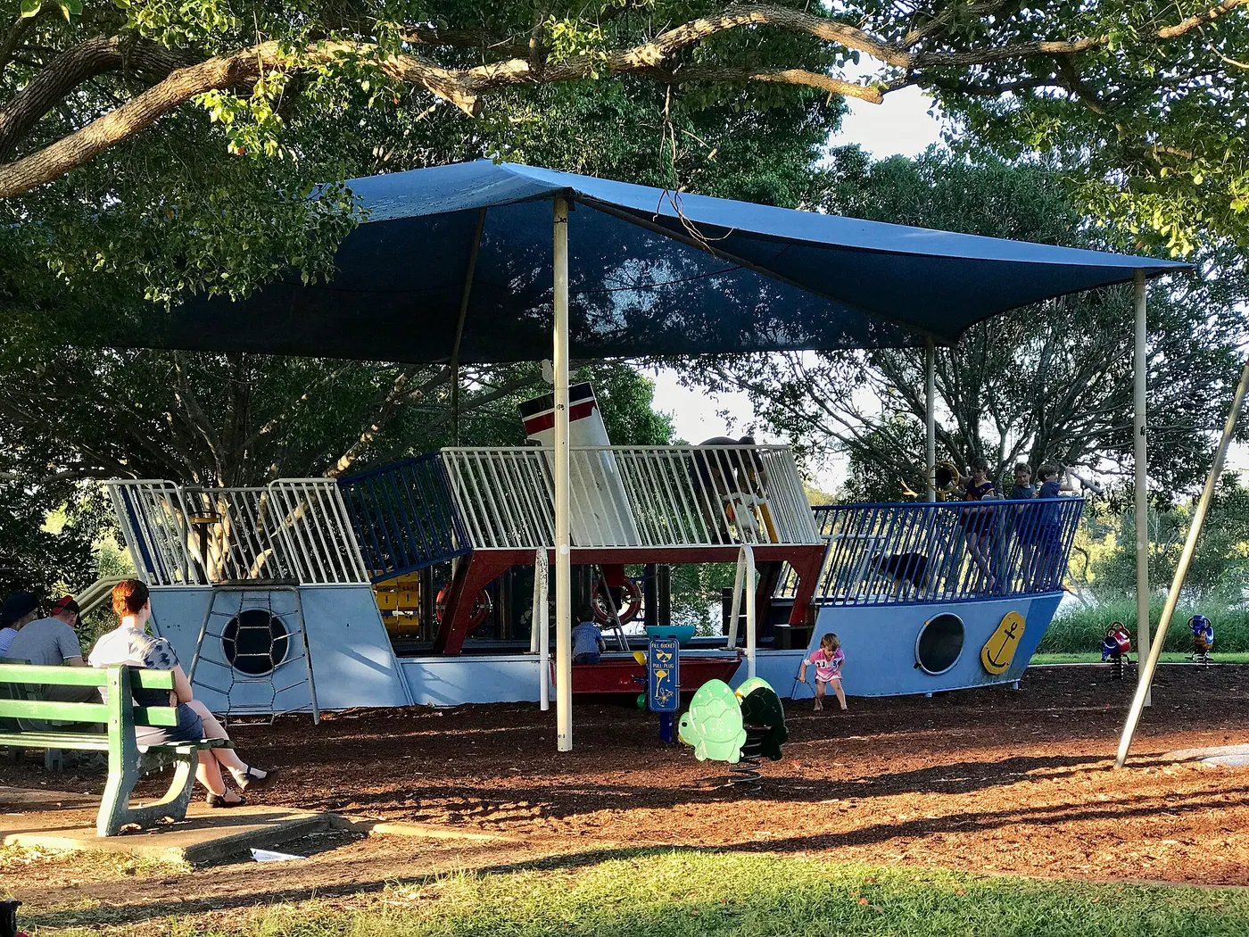 Simpsons Playground, Graceville