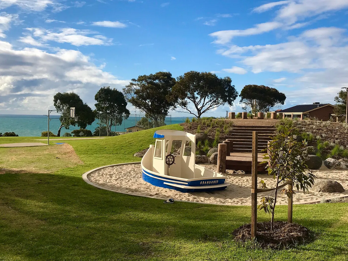 Bandon Terrace Reserve playground, Marino