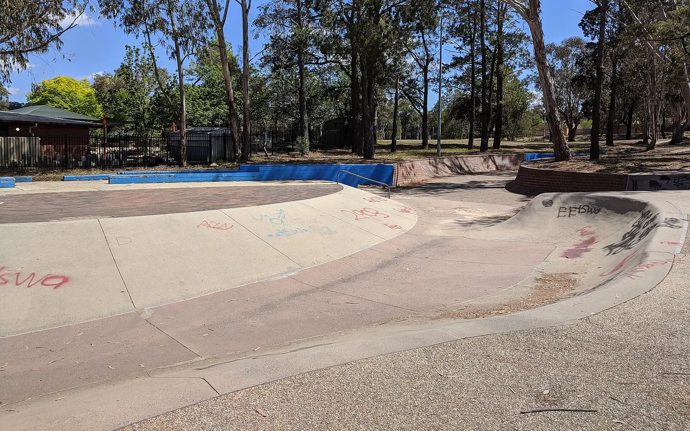 Halfrey Circuit (Ata Styles Pl)  Neighbourhood Par, Wanniassa