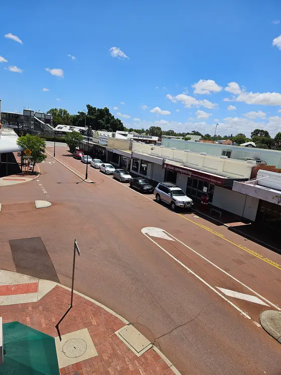 Old Perth Road, Bassendean. Taken from the upstairs balcony of The Bassendean Hotel in February, 2026.