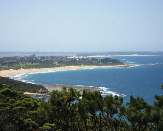 View from Crackneck lookout, Bateau Bay. Photo taken by the uploader.