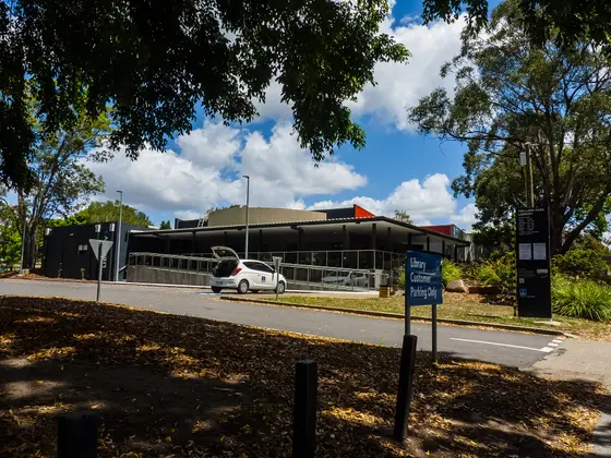 Holland Park Library, Seville Rd, Holland Park.