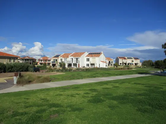 Port Kennedy, Western Australia, houses near the beach.