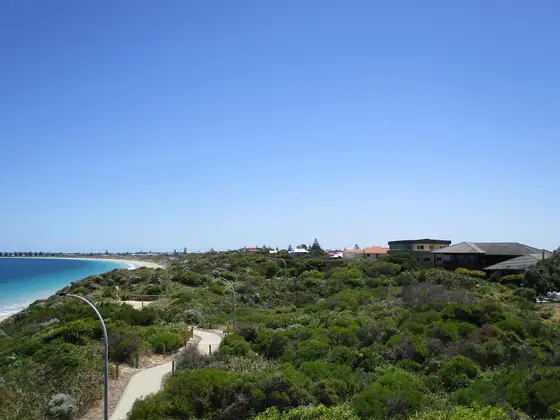 Warnbro, Western Australia, view from the foreshore. looking north from the lookout near La Seyne crescent.